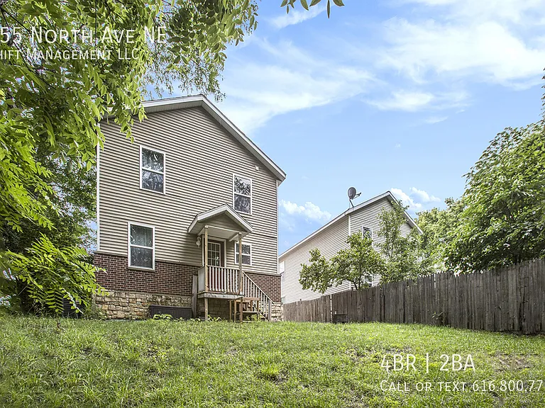 755 North Ave NE — Photo 23