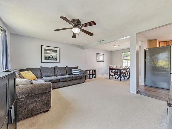 4th image of 6216 Regency Dr