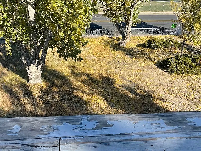 345 Anvil Dr — Photo 3