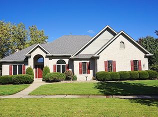 2311 Vineyard Ct, Naperville, IL 60564