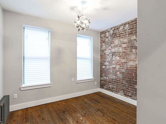 3rd image of 401 Macon St #4B