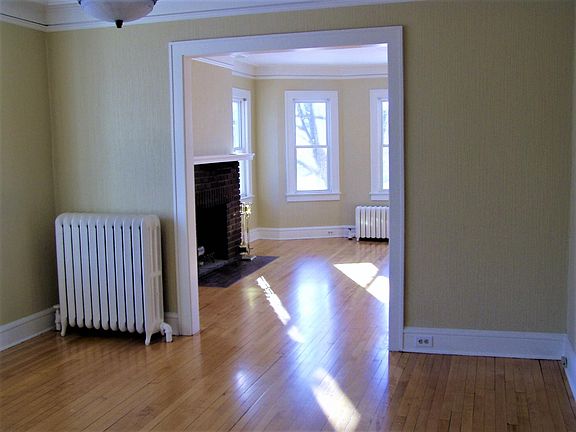 5th image of 3451 Grand Ave S #1