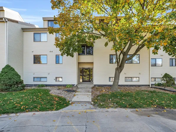 1905 Melrose Dr #1905B, Champaign, IL 61820