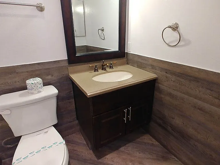 Villa De Adel Apts — Photo 63