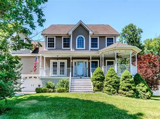 18 Baron Drive, Warwick, NY 10990
