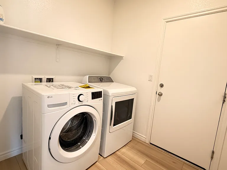 341 Aravalli Crest St — Photo 10