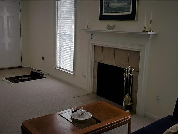4th image of 1252 Westfield Ln