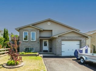 17 Mayhew Dr, Quinte West, ON K8V6W9