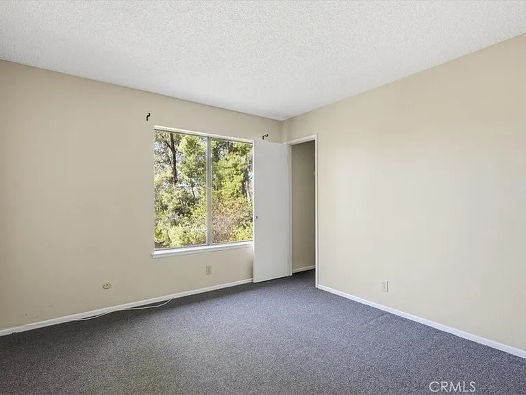 780 S Carriage Cir — Photo 37