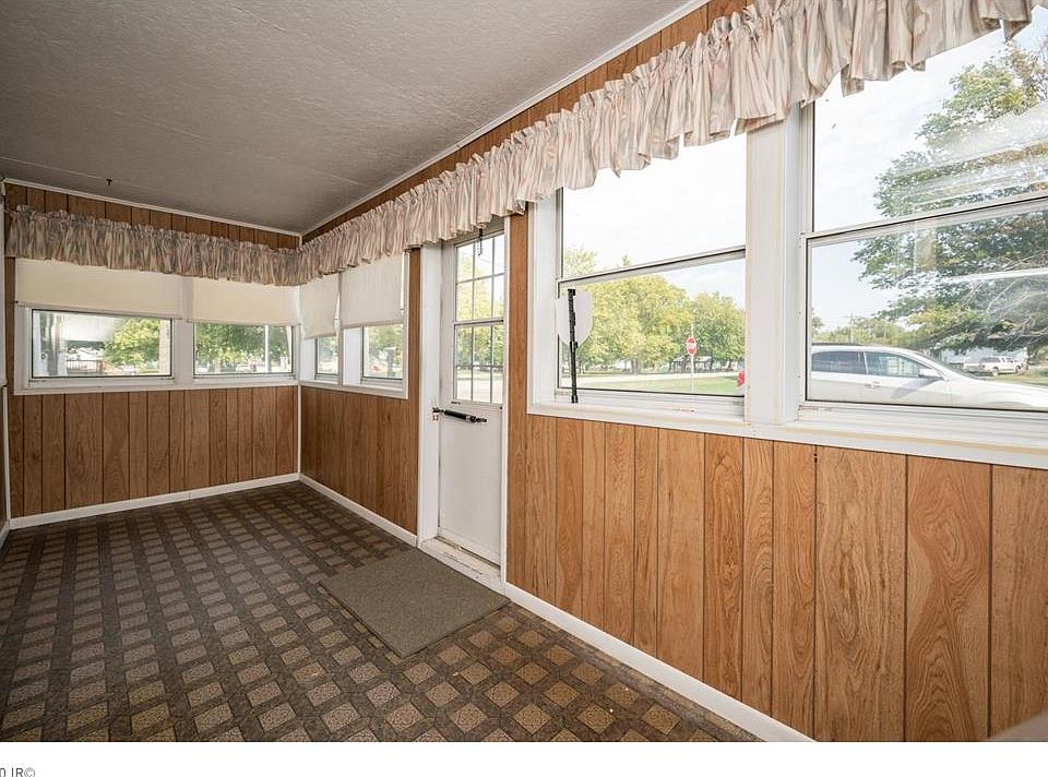 201 Edwards St Bussey, IA, 50044 Apartments for Rent Zillow