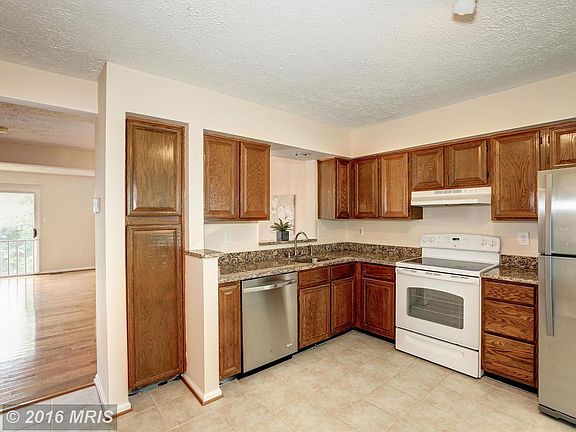 5th image of 5 Port Haven Ct