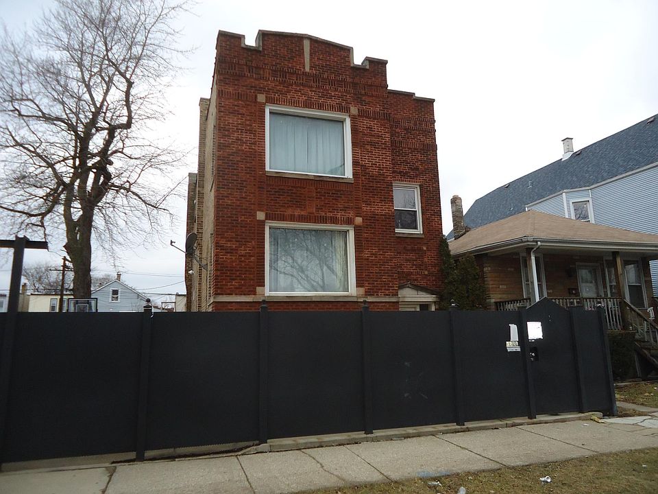 1st image of 3222 N Kostner Ave