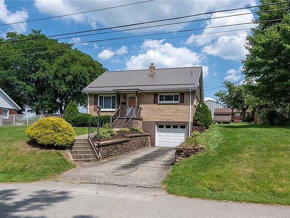 3rd image of 714 Wood St