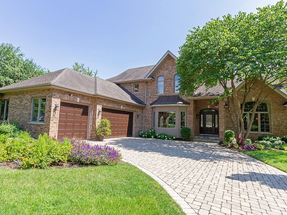 1st image of 303 Lexington Ct