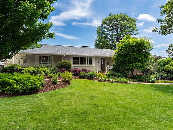 3rd image of 709 Vestavia Lake Dr