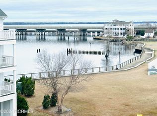 413 Captains Cv UNIT F, Edenton, NC 27932