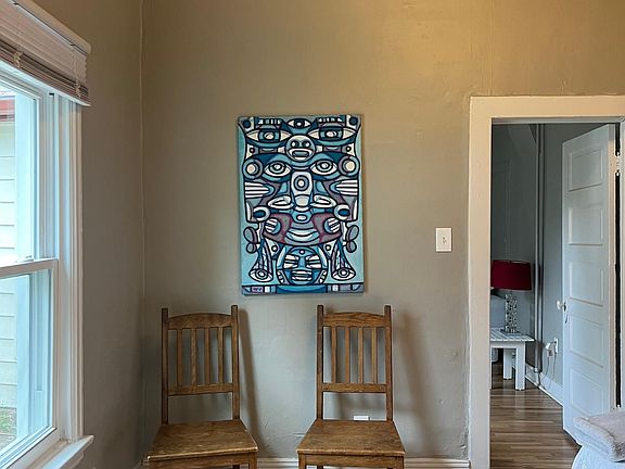 bedroom 2 via bedroom 1