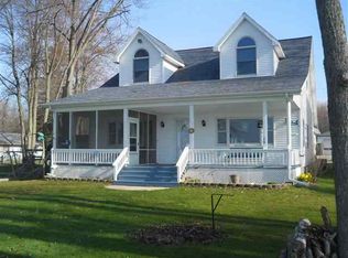 7417 E Houghton Lake Dr, Houghton Lake, MI 48629