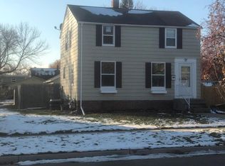 820 6th St SW, Willmar, MN 56201