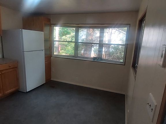 5th image of 62 Woods Cove Ln