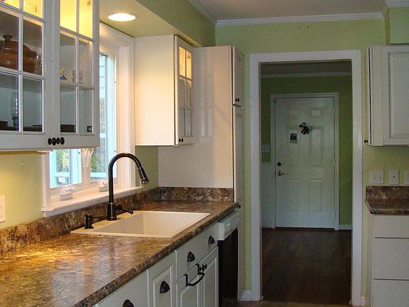 4th image of 888 Conservation Ln
