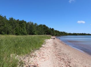 2060 Hermits Cove Rd, Lake Linden, MI 49945