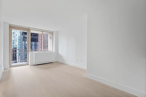 Rented by Greystar | media 5