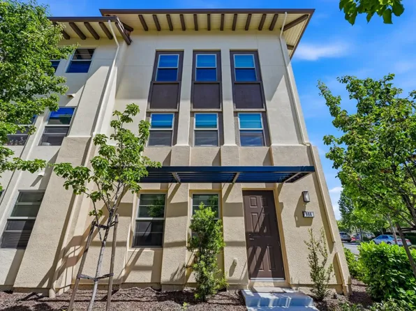 998 Arrowleaf Pl, San Jose, CA 95131