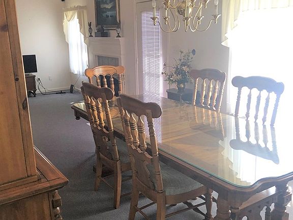 5th image of 3012 Saratoga Ct