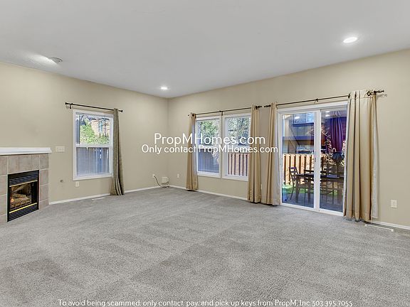 4th image of 3176 NE 13th Pl