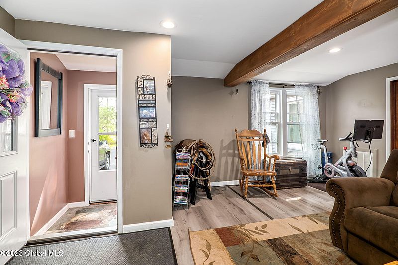 2nd image of 1506 Roselawn Avenue
