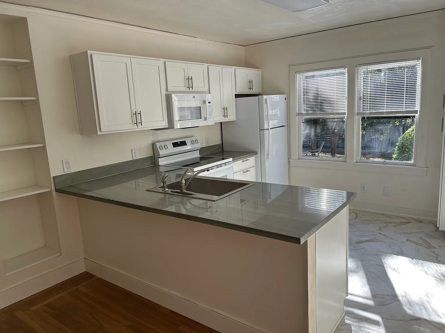 1 bed, $1,725 — Photo 3