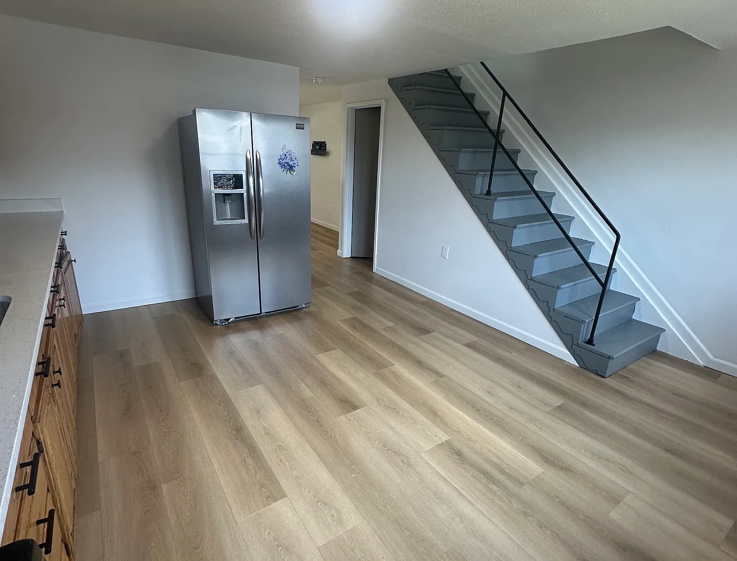 3 bed, 1250 sqft, $2,100 — Photo 4