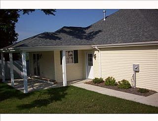 3rd image of 1020 Brickyard Ln