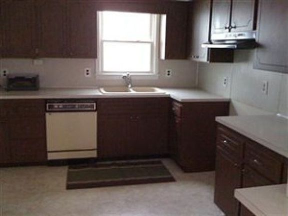 2nd image of 30745 Bayridge Blvd