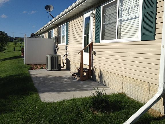 2nd image of 1814 N 176th Plz