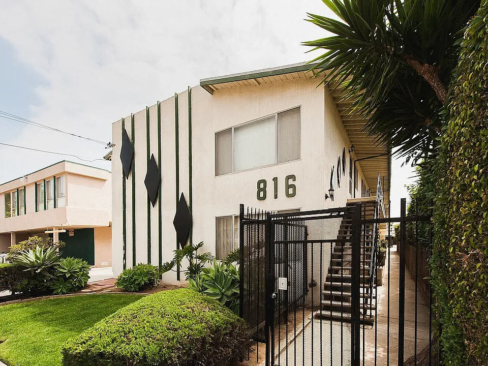 816 N Victor Ave