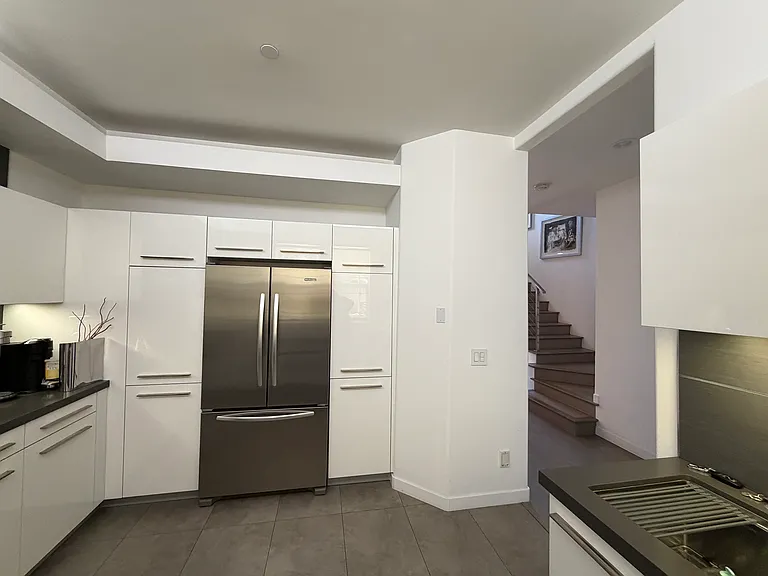 574 E Palm Ave #105 — Photo 20