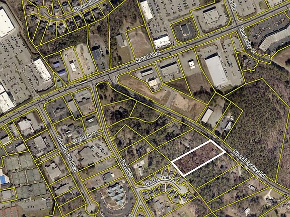 2nd image of 2450 Mineral Springs Rd