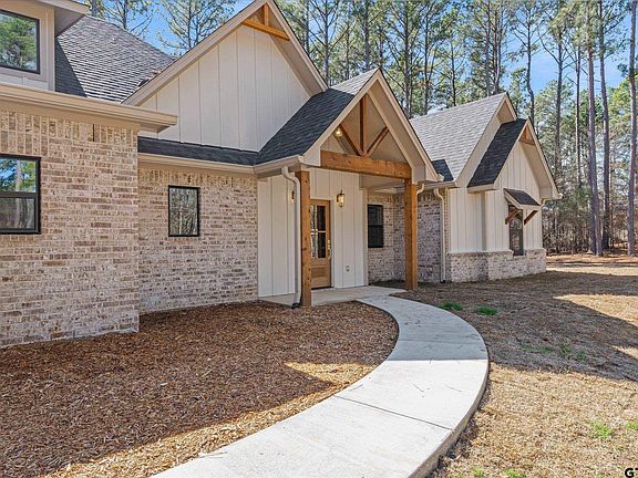 3rd image of 436 Private Road 5808