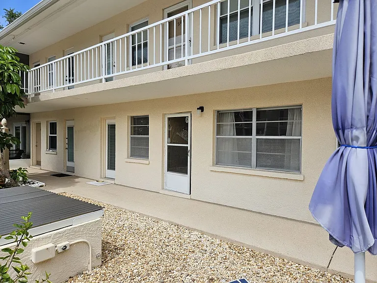 509 W Venice Ave #102 — Photo 7