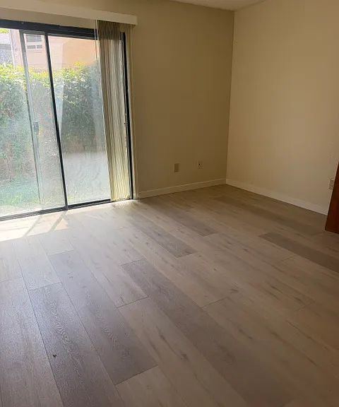 642 Rockaway Ave — Photo 2