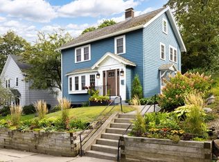 18 Wolcott Rd, Brookline, MA 02467