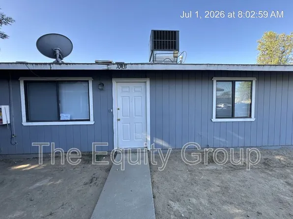 10931 Thompson Dr, Hanford, CA 93230