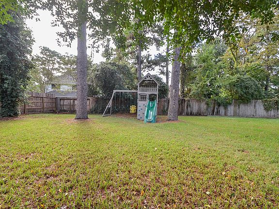 3rd image of 24615 Mount Auburn Dr