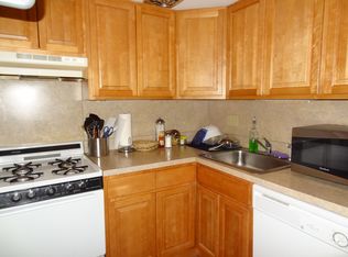 596 Livezey St #2, Philadelphia, PA 19128