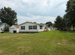 204 E 4th St, Donnelly, MN 56235