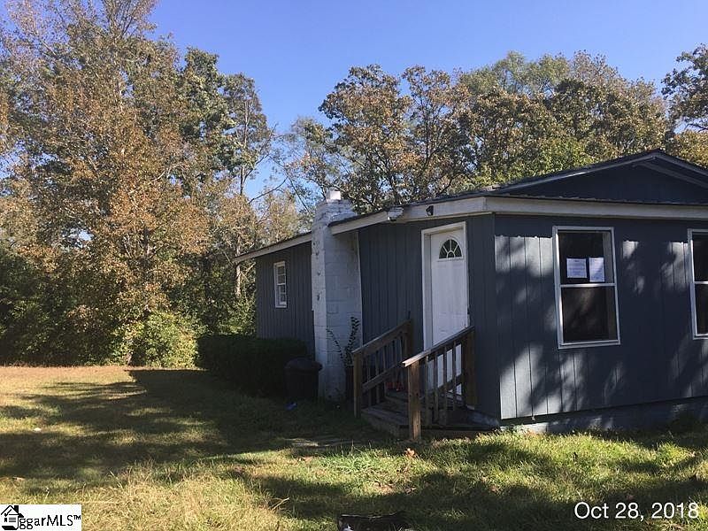 2nd image of 1016 Miller Rd