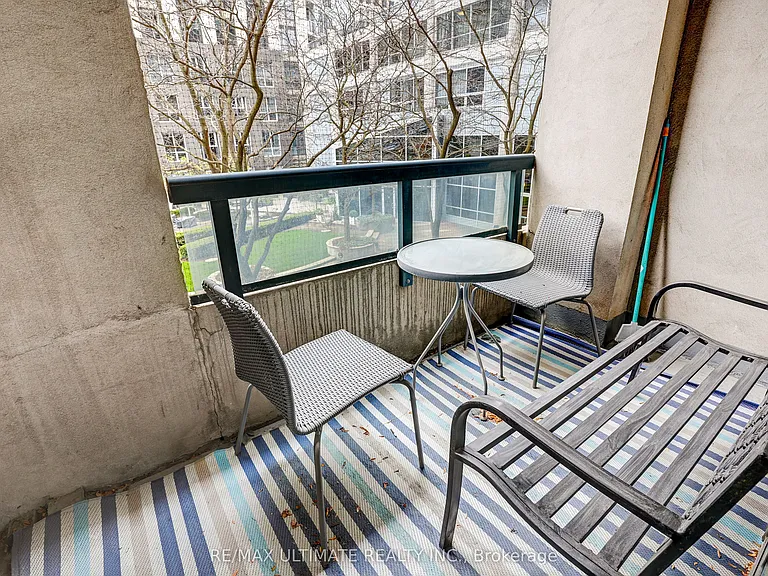 102 Bloor St W #605 — Photo 15