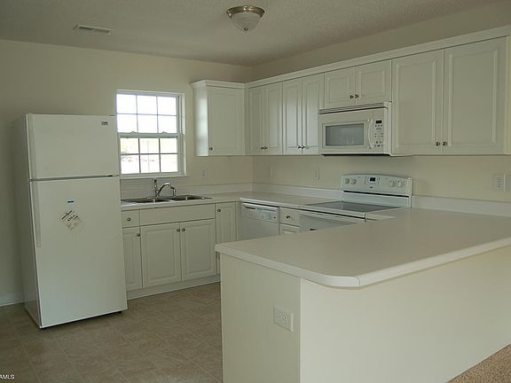 3rd image of 601 Pelletier Loop Road #B8